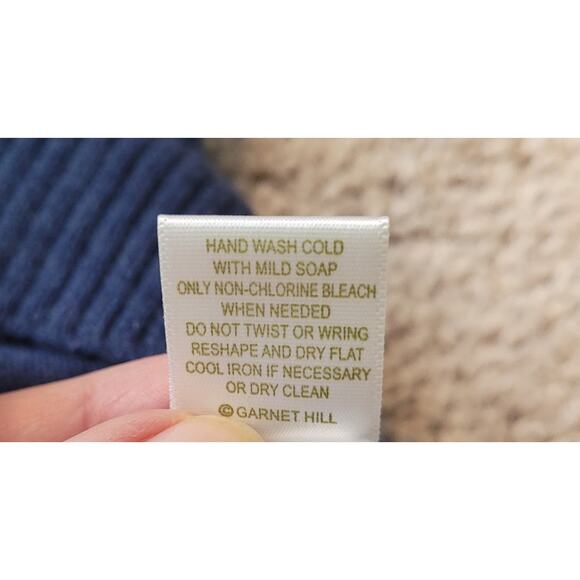 Garnet Hill Cashmere Turtleneck Sweater Navy Womens M Luxe Chic Elegant Romantic - Picture 9 of 9